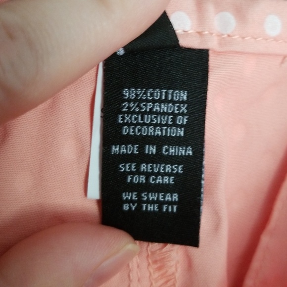 Torrid peachy pink polka dot shorts size 18 - Picture 4 of 4